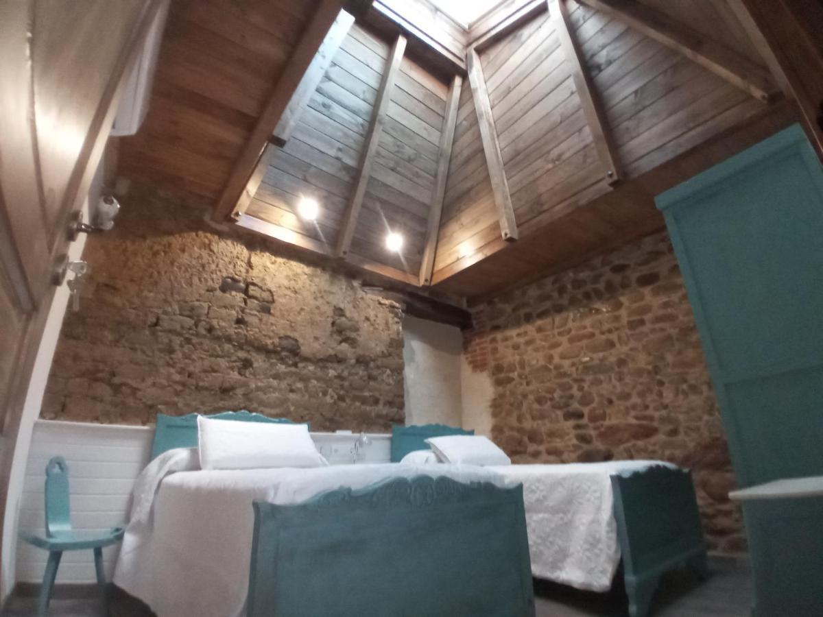 Hostal La Medina De Camponaraya Εξωτερικό φωτογραφία