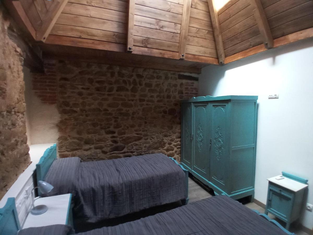 Hostal La Medina De Camponaraya Εξωτερικό φωτογραφία