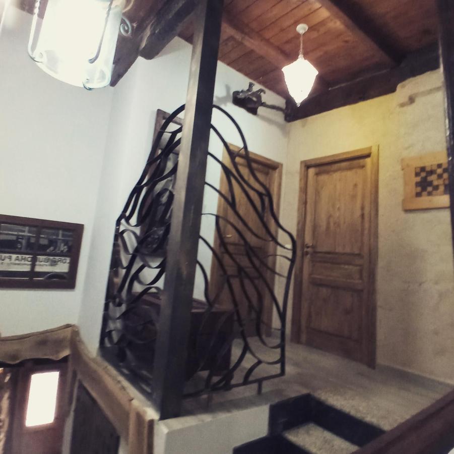 Hostal La Medina De Camponaraya Εξωτερικό φωτογραφία