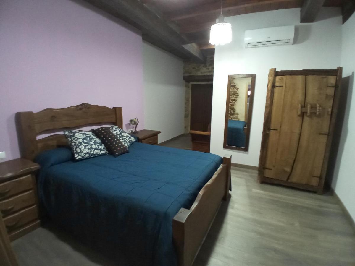 Hostal La Medina De Camponaraya Εξωτερικό φωτογραφία