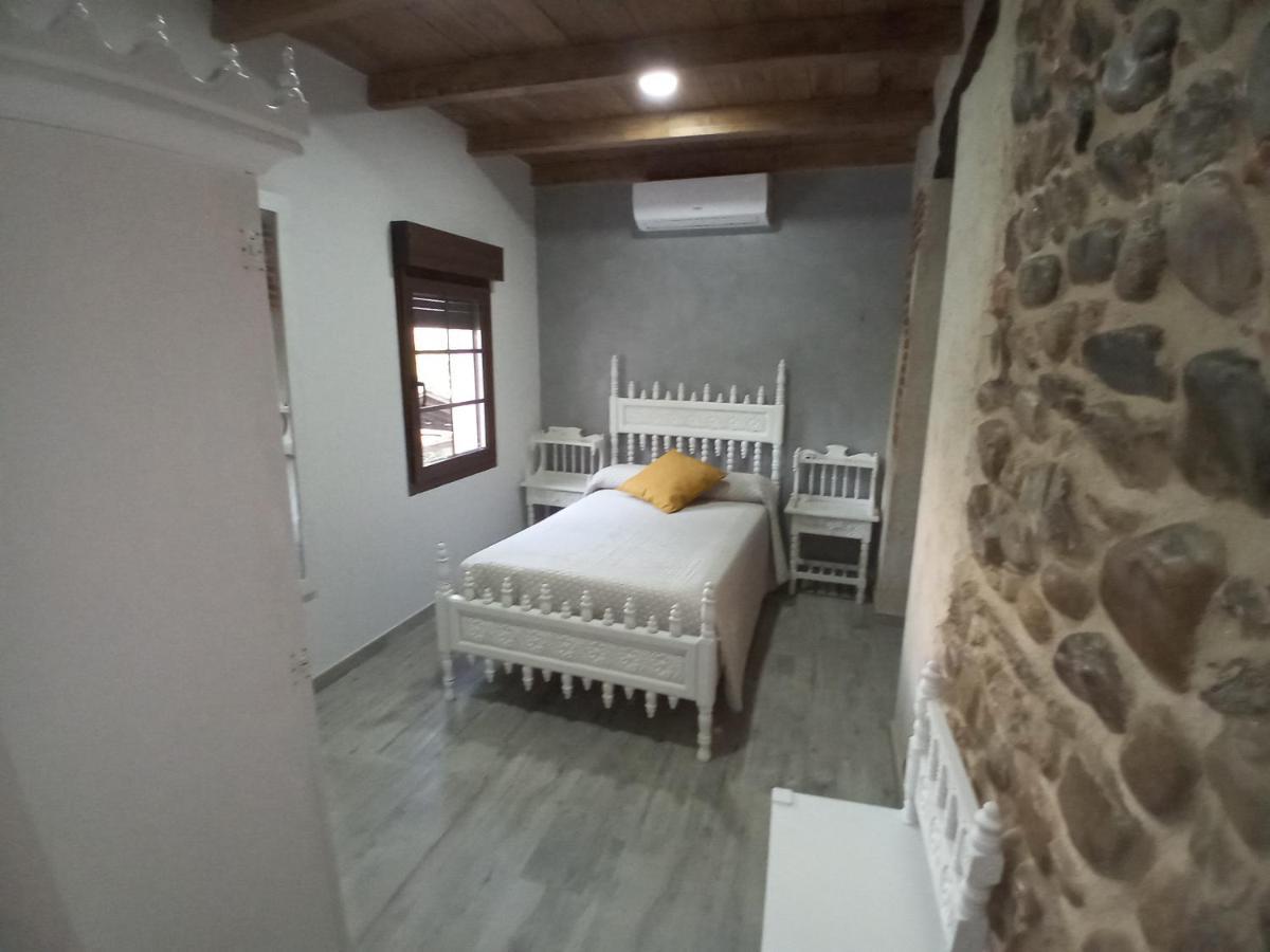 Hostal La Medina De Camponaraya Εξωτερικό φωτογραφία